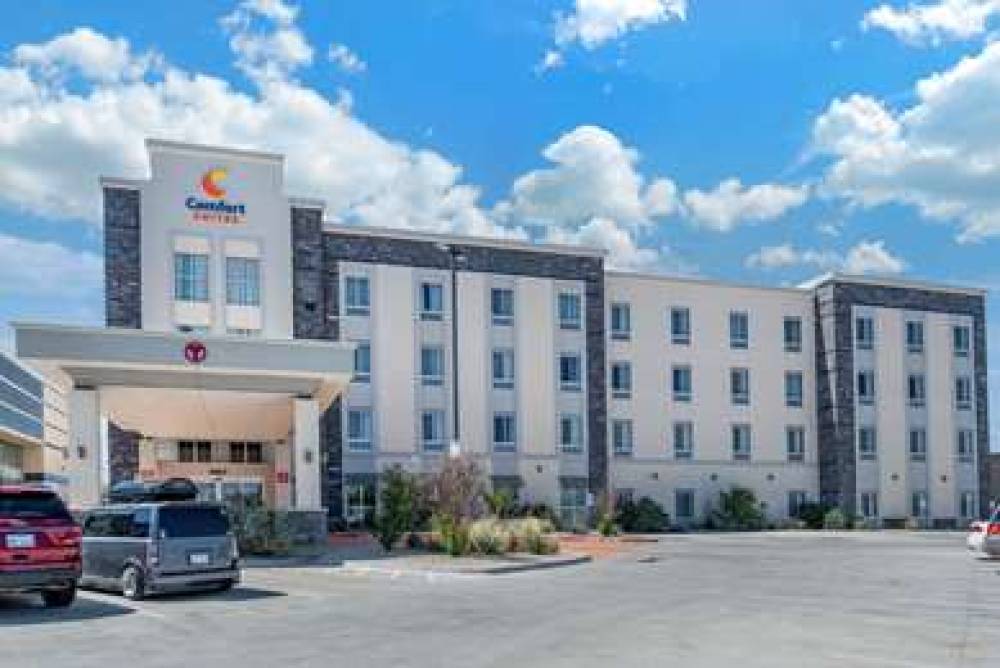 COMFORT SUITES UNIVERSITY 1