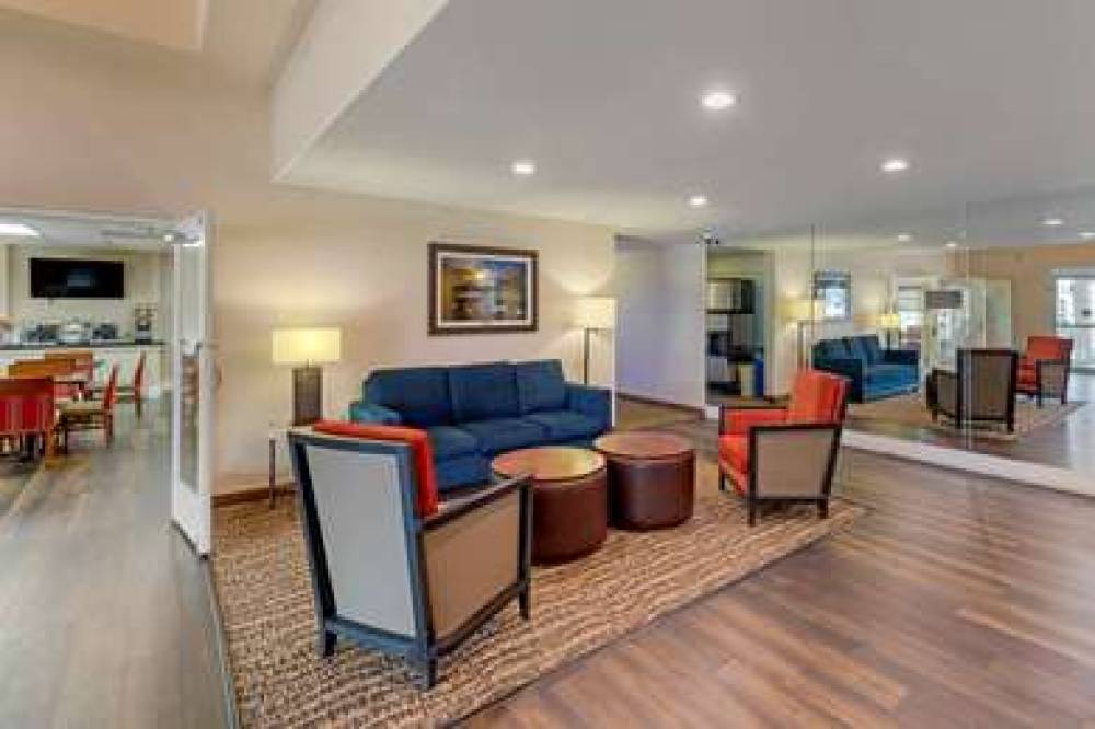 Comfort Suites Victorville I-15 6