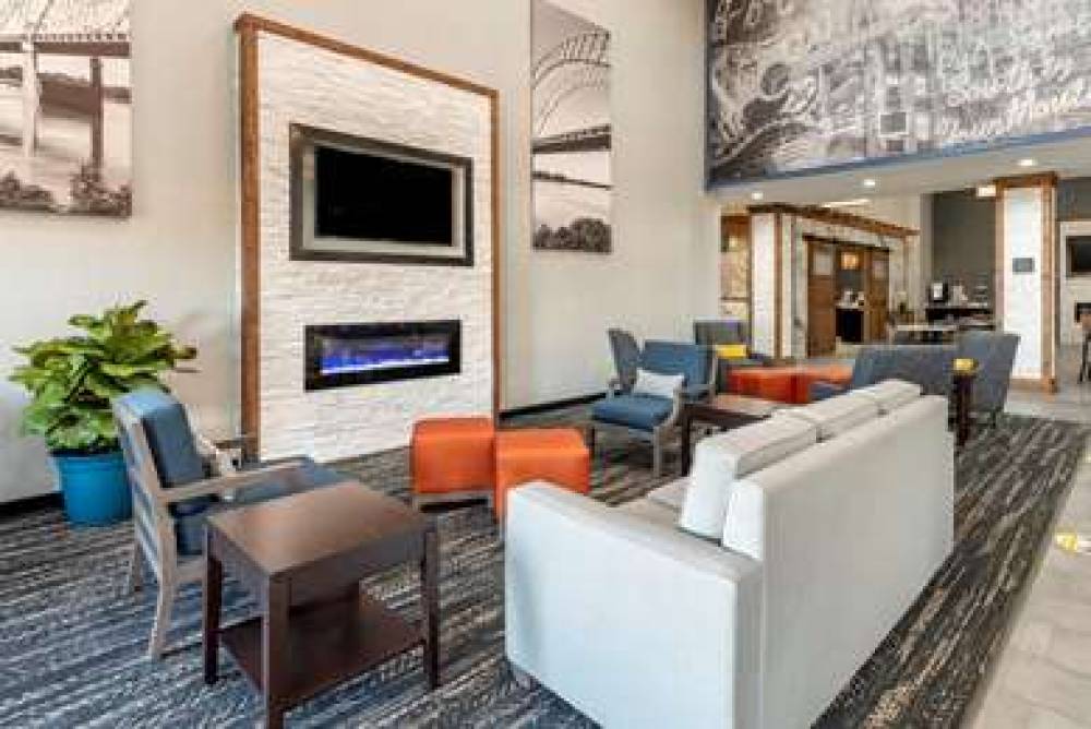 Comfort Suites West Memphis I-40 I-55 8