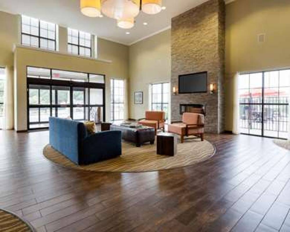 COMFORT SUITES WESTCHASE SOUTH 4