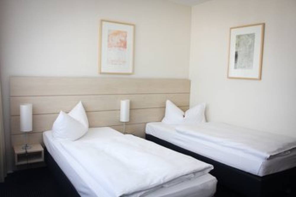 Concorde Hotel Am Studio 9