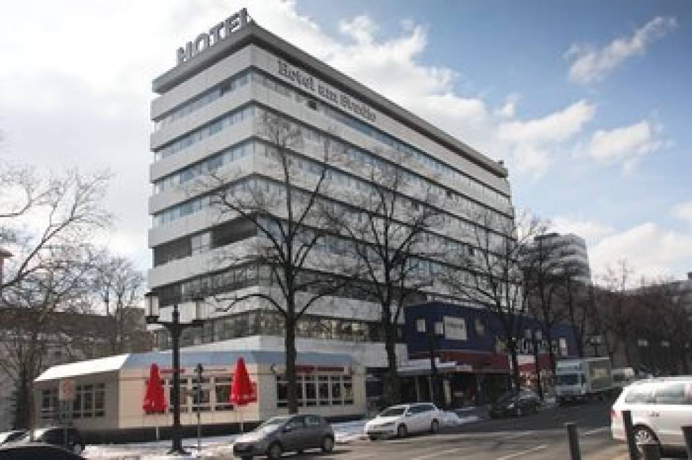 Concorde Hotel Am Studio 1