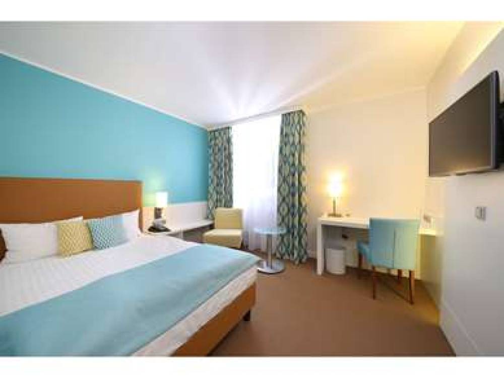 Congress Hotel Am Stadtpark 4