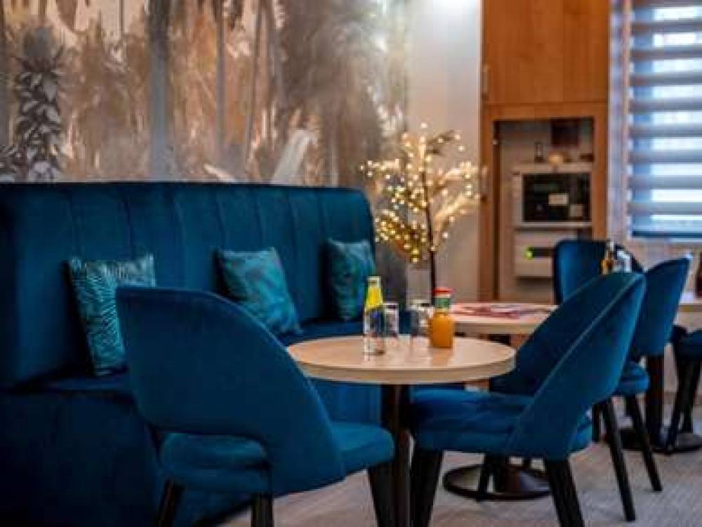 CONTACT HOTEL BLEU FRANCE 5