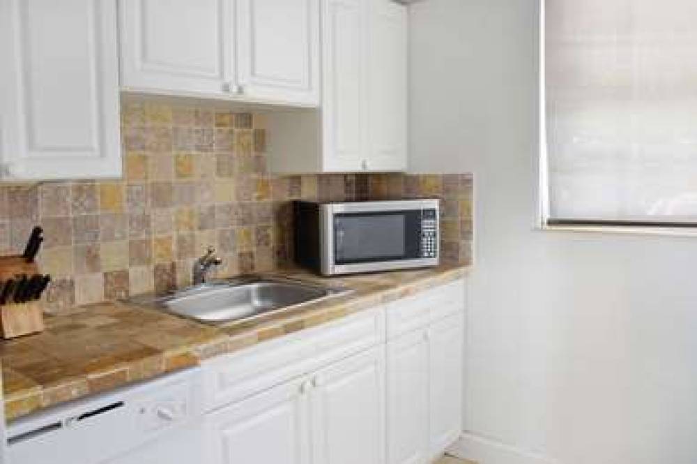 CORAL REEF APARTMENTS 5
