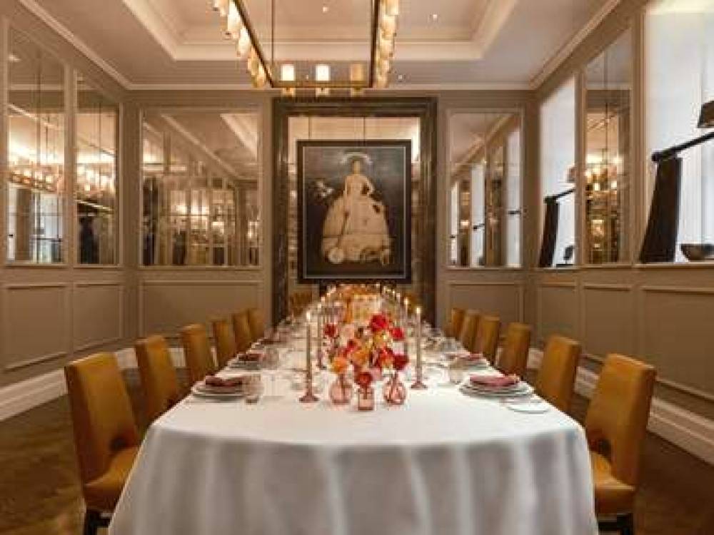 Corinthia Hotel London 8