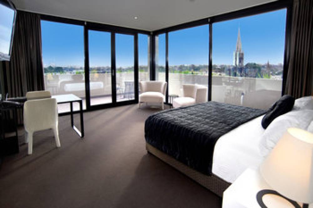 CORPORATE LIVING HAWTHORN 4