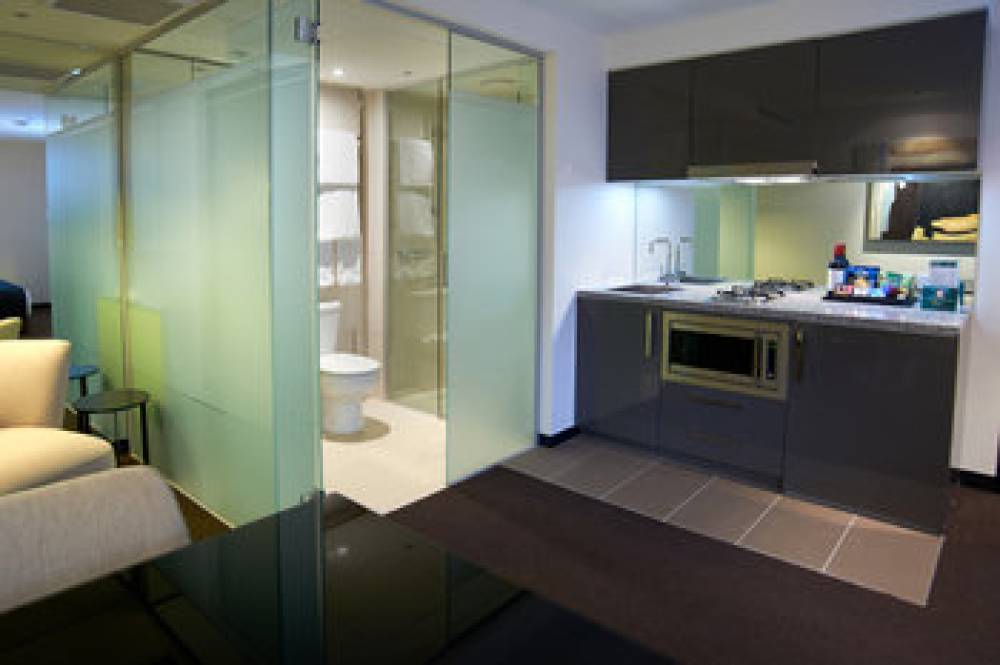 CORPORATE LIVING HAWTHORN 3