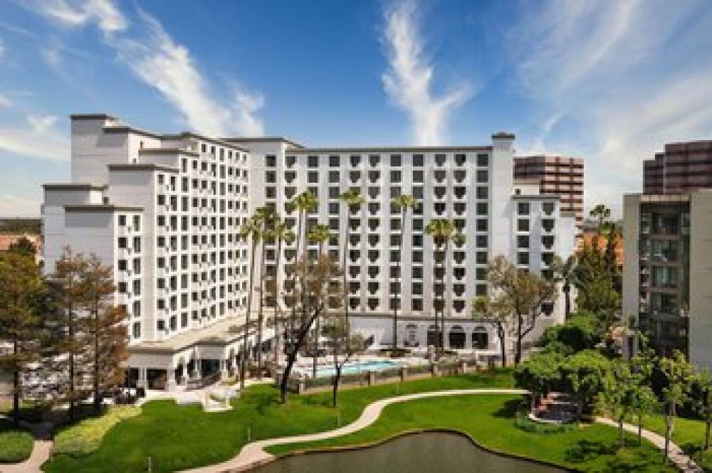 Costa Mesa Marriott 3