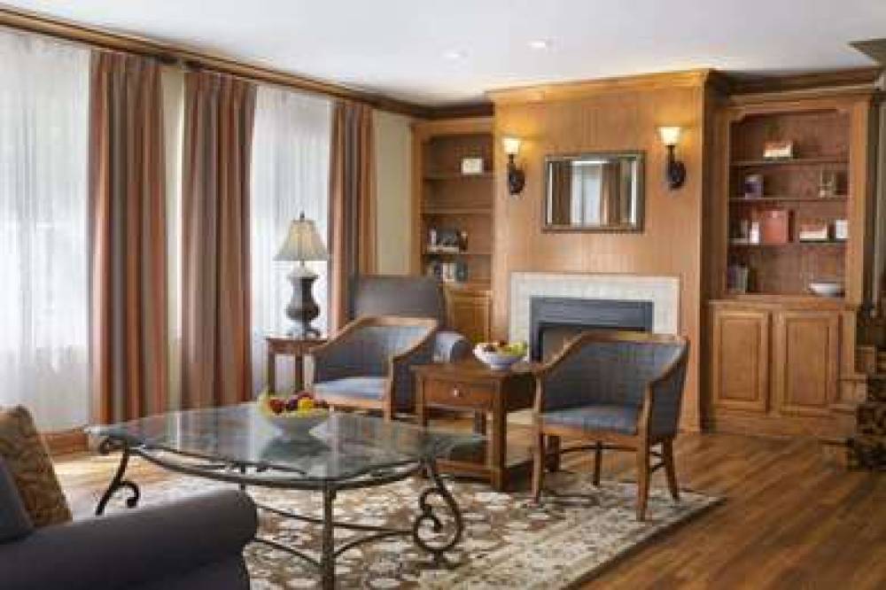 COUNTRY INN AND SUITES BY RADISSON 2