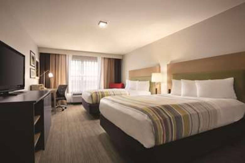 COUNTRY INN AND SUITES BY RADISSON 4