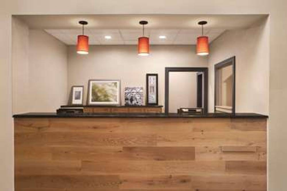 COUNTRY INN AND SUITES BY RADISSON 3