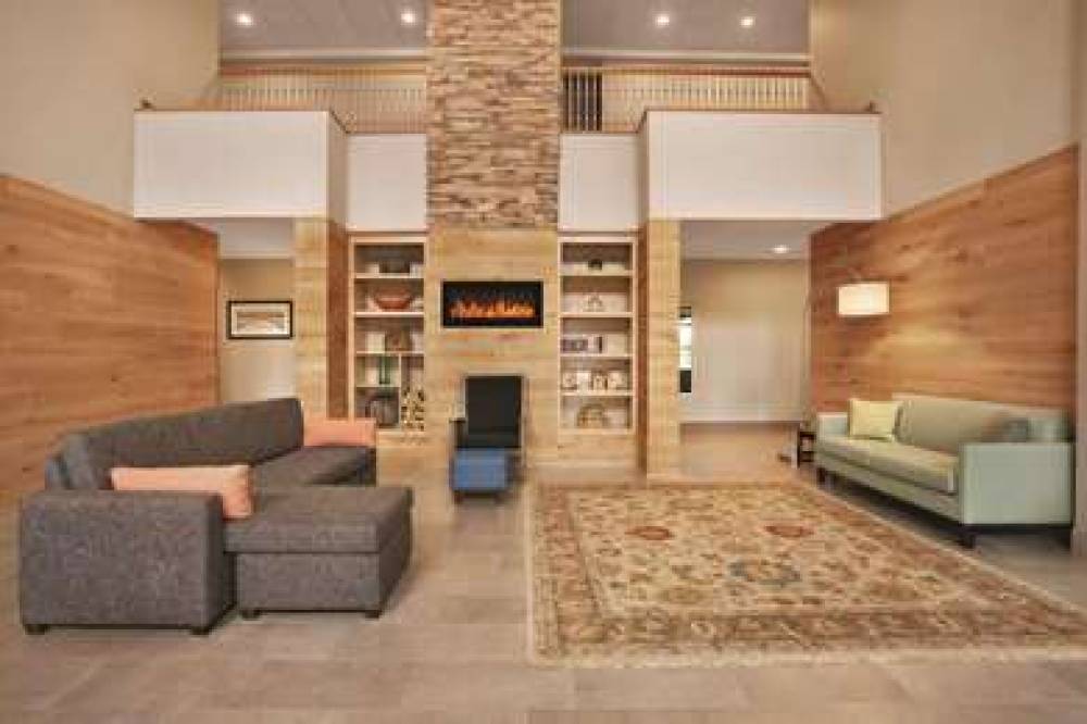 COUNTRY INN AND SUITES BY RADISSON 2