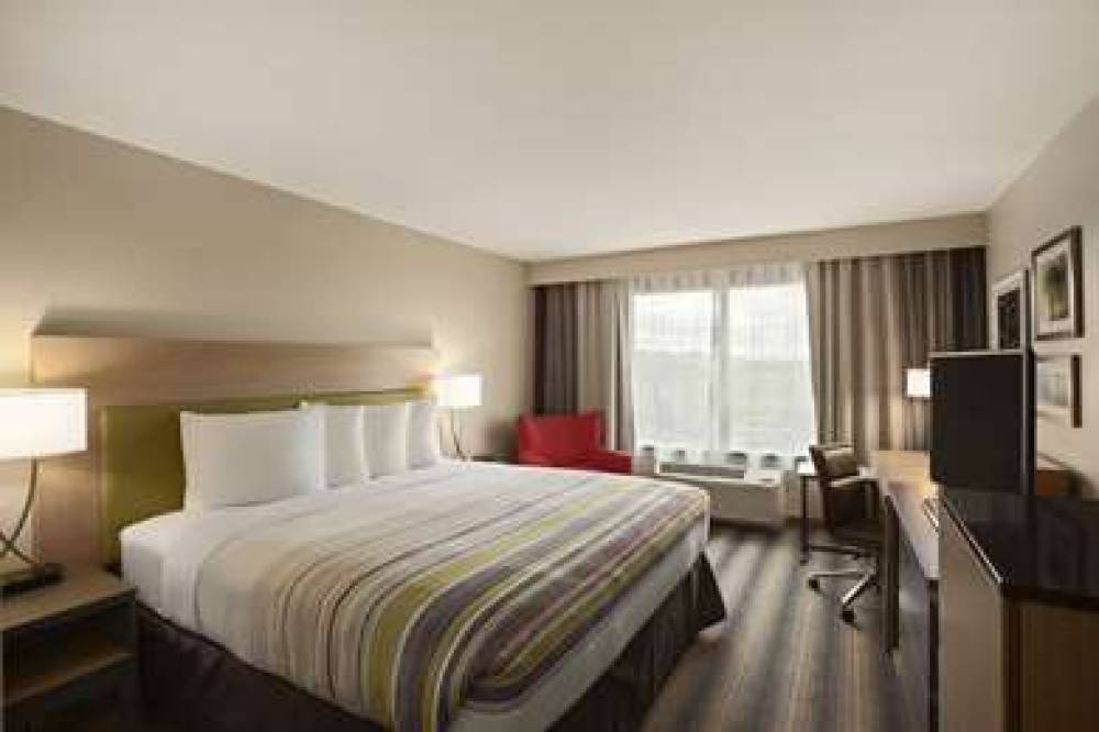 SPARK BY HILTON GRAND PRAIRIE 4
