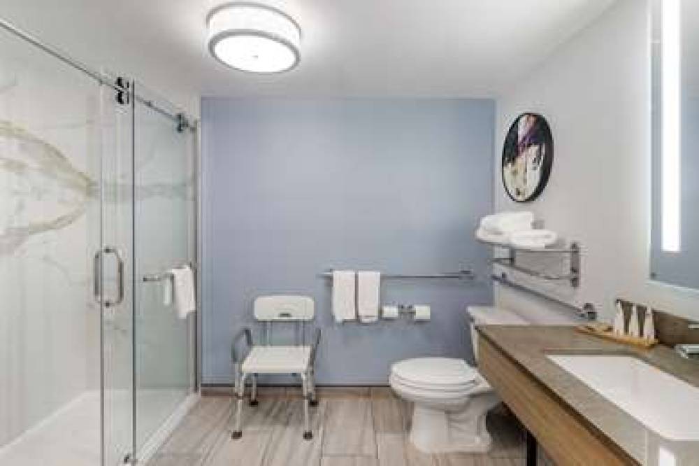 COUNTRY INN STES SAVANNAH AIR 9