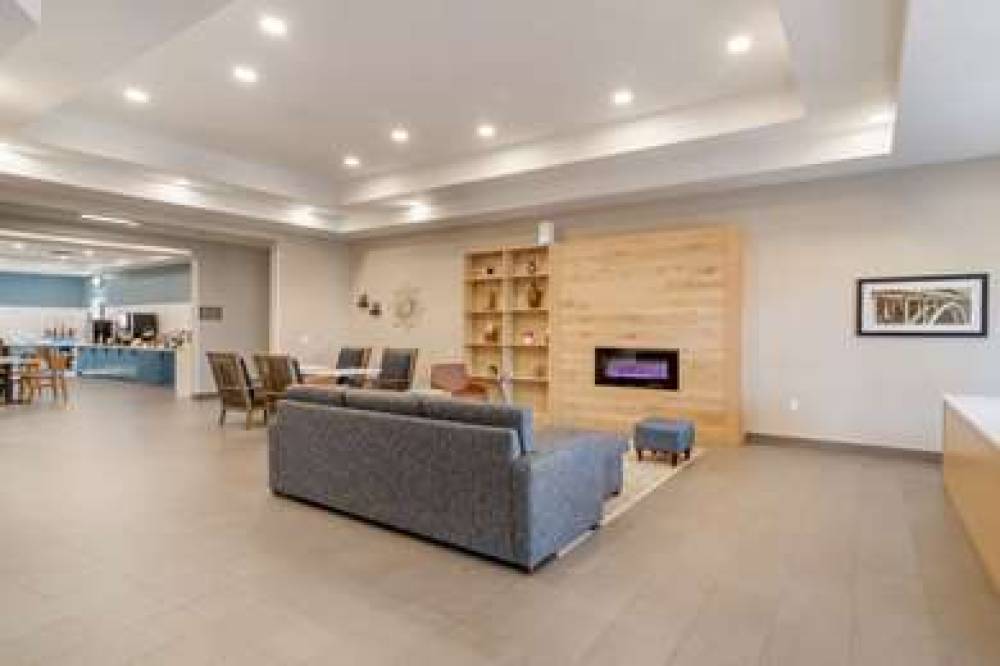 COUNTRY INN STES SAVANNAH AIR 3