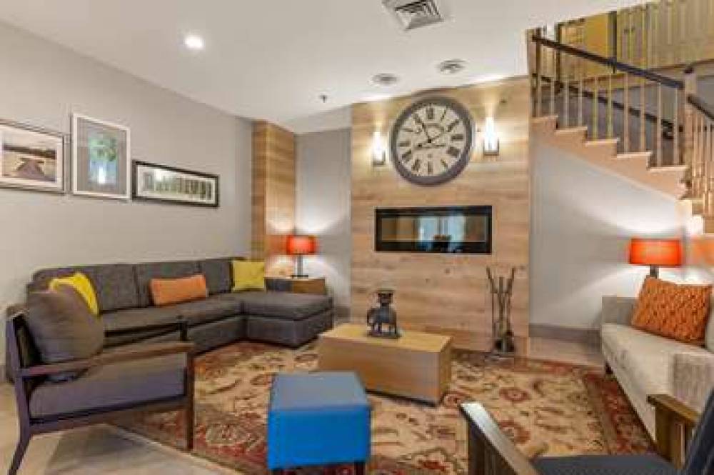 Country Inn & Suites By Carlson, Asheville At Asheville Outlet Mall, NC 2