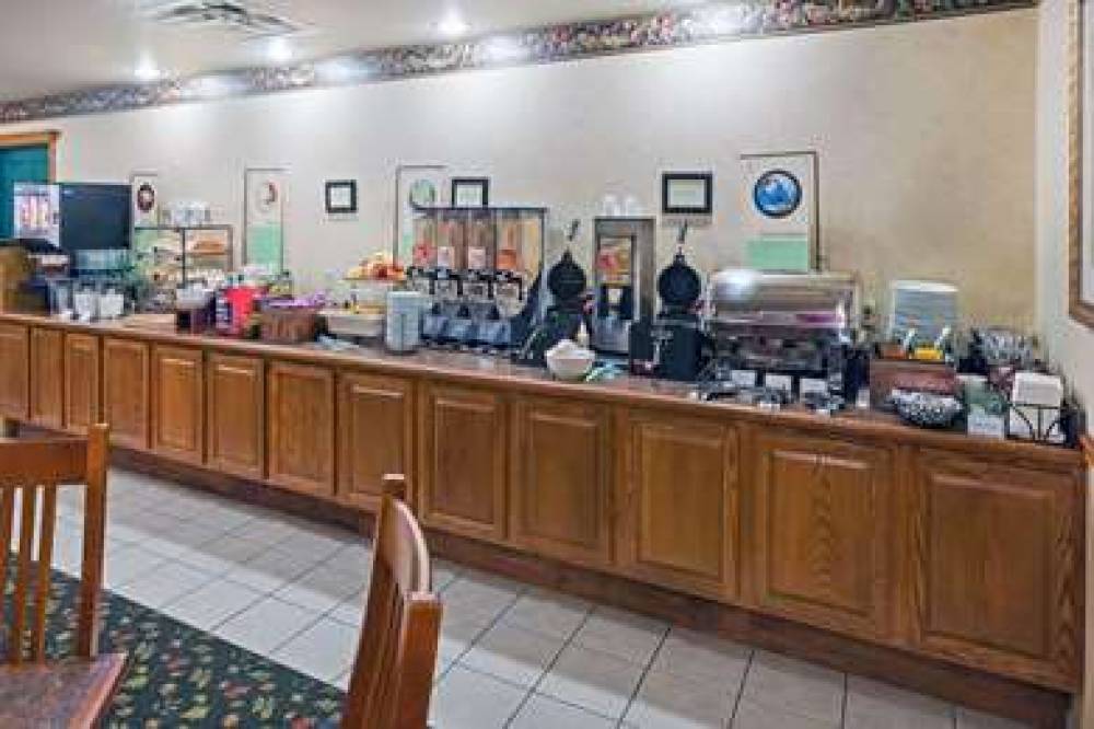 Country Inn & Suites By Carlson, Chambersburg, PA 10