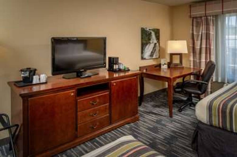 Country Inn & Suites By Carlson, Charleston South, WV 10