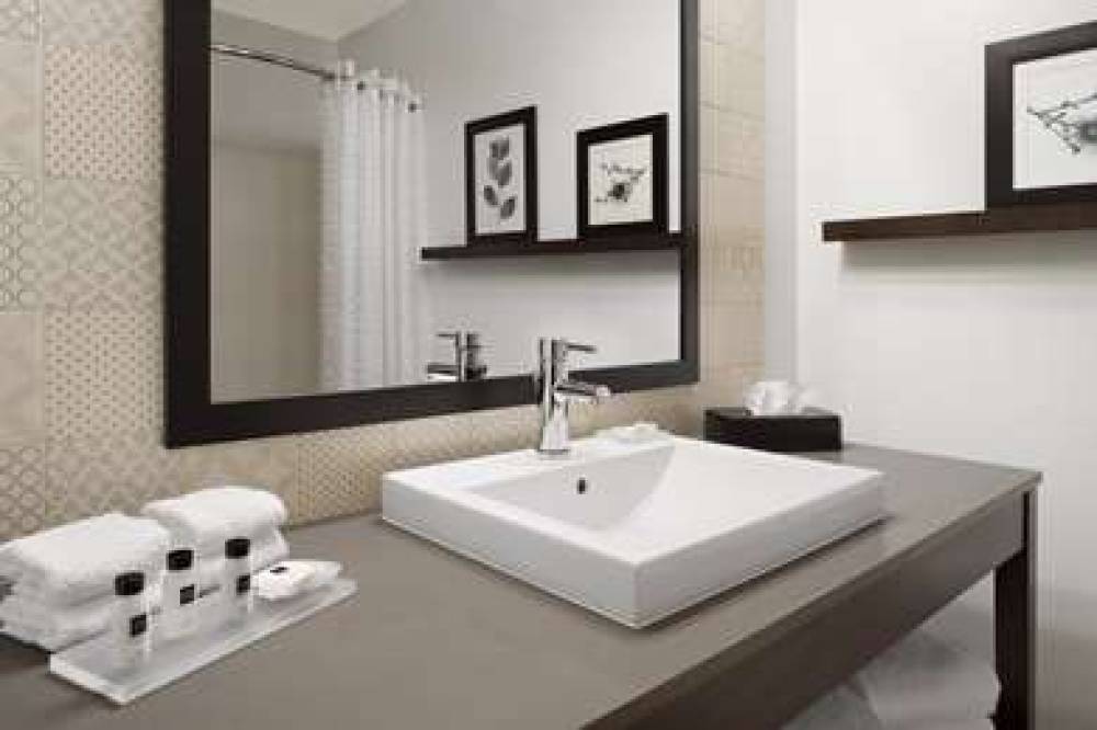 Country Inn & Suites By Carlson, Columbus Airport, OH 5