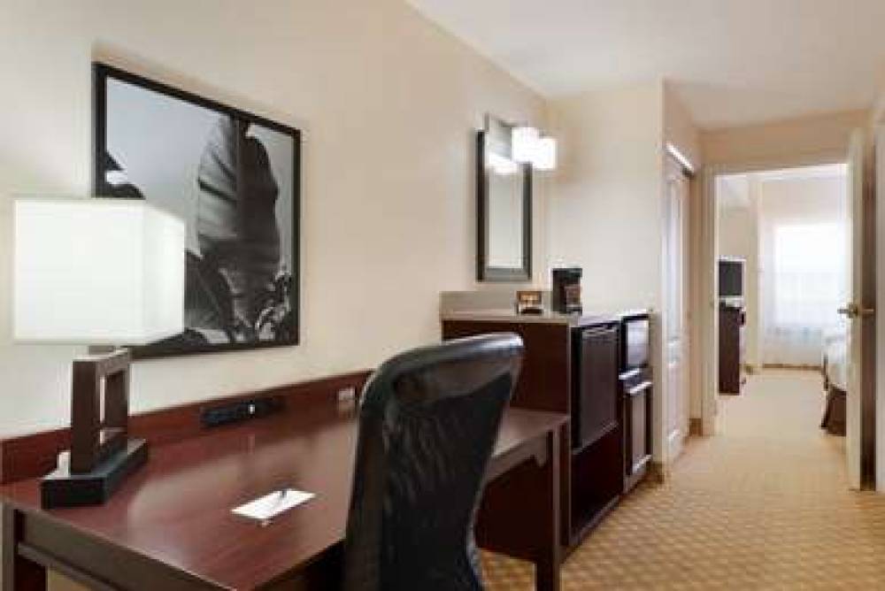 Country Inn & Suites By Carlson, St. Augustine Downtown Historic District, FL 5