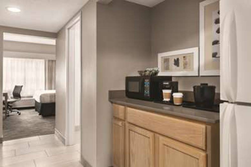 Country Inn & Suites By Carlson, Williamsburg East (Busch Gardens), VA 8