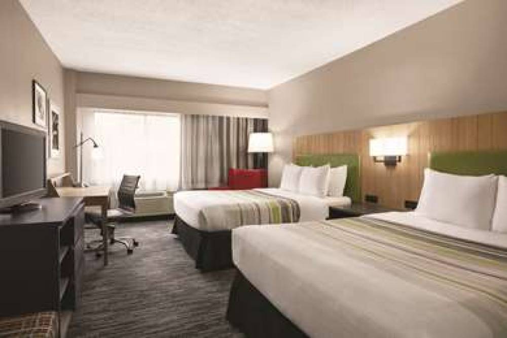 Country Inn & Suites By Carlson, Williamsburg East (Busch Gardens), VA 3