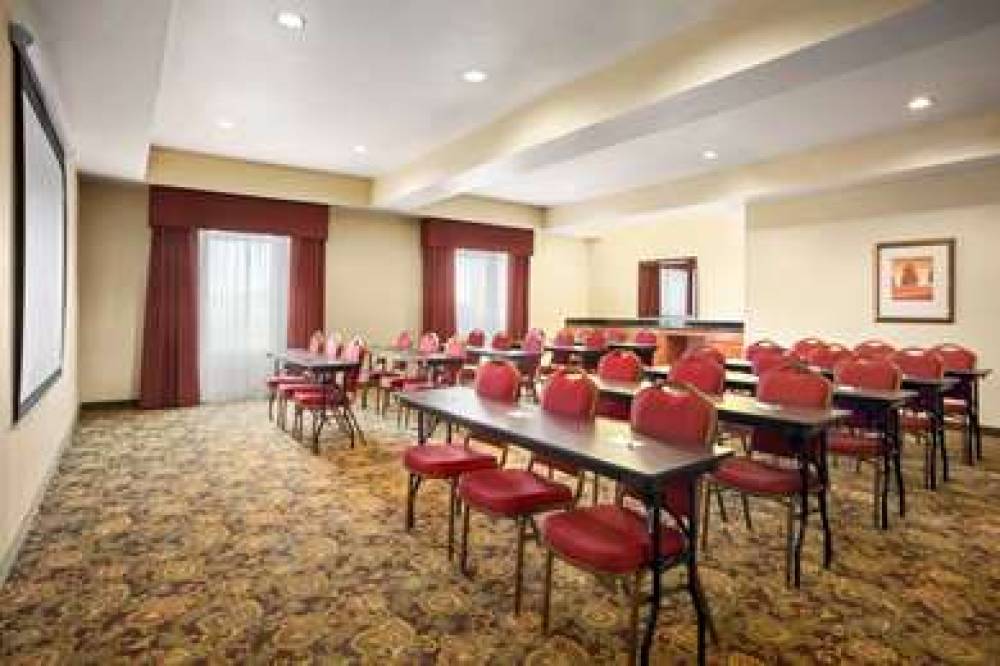 Country Inn & Suites By Radisson, Albany, GA 8
