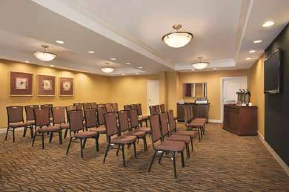 Country Inn & Suites By Radisson, Atlanta Airport North, GA 7