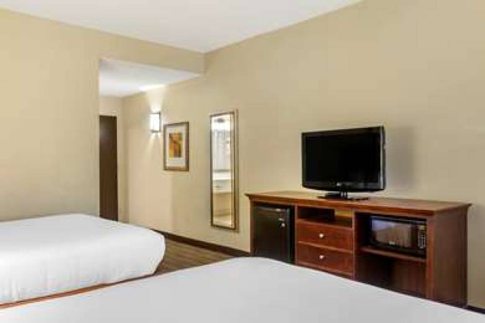Country Inn & Suites By Radisson, Atlanta Downtown 4