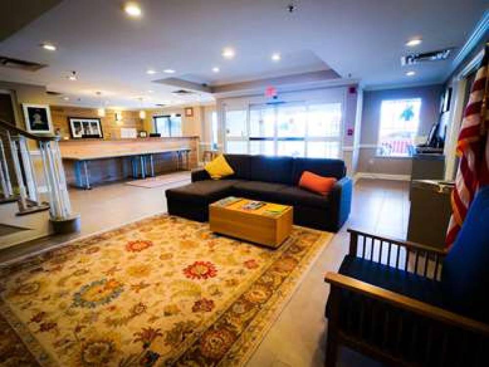 COUNTRY INN & SUITES BY RADISSON BU 2