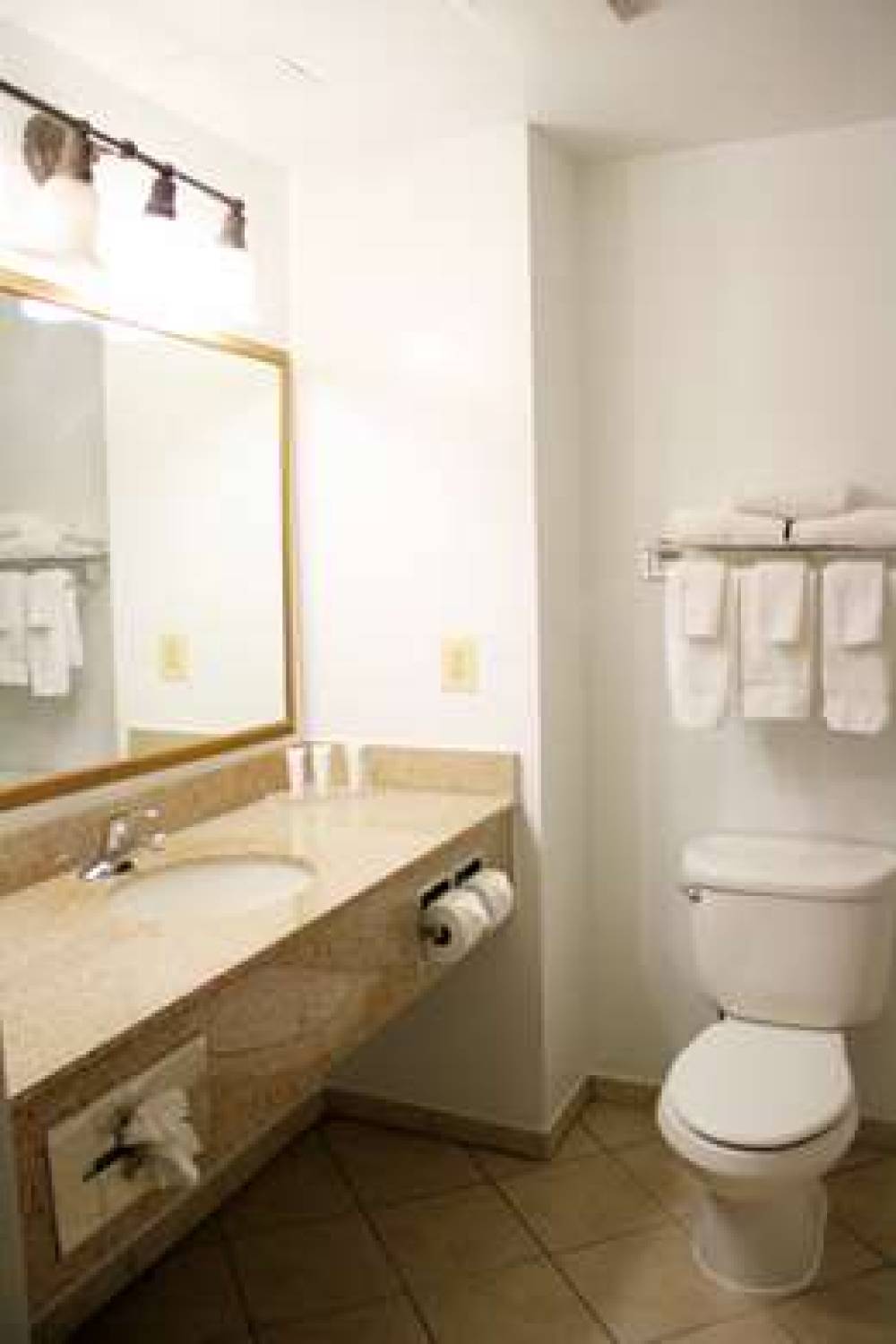 Country Inn & Suites By Radisson, BWI Airport (Baltimore), MD 9