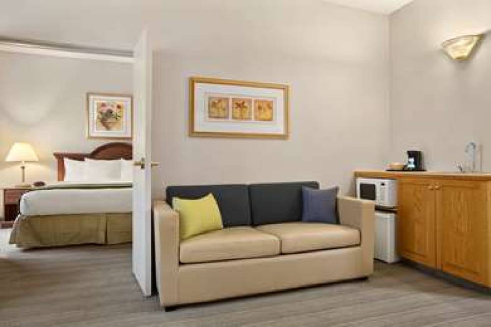 Country Inn & Suites By Radisson, Charlotte University Place, NC 6