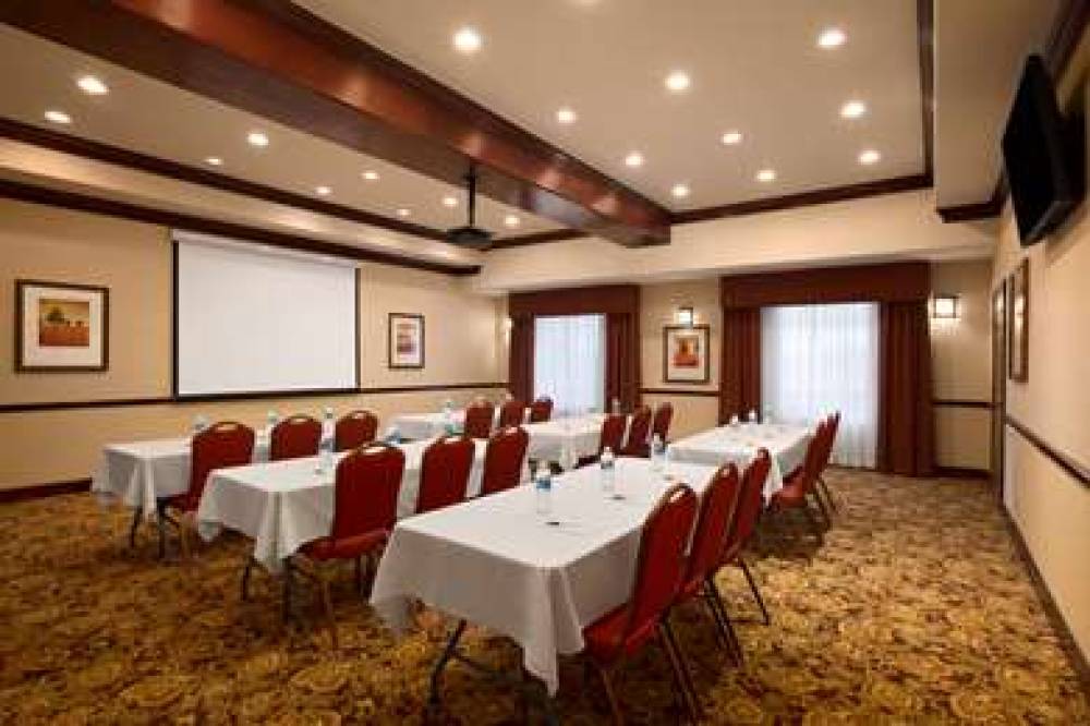 Country Inn & Suites By Radisson, College Station, TX 7