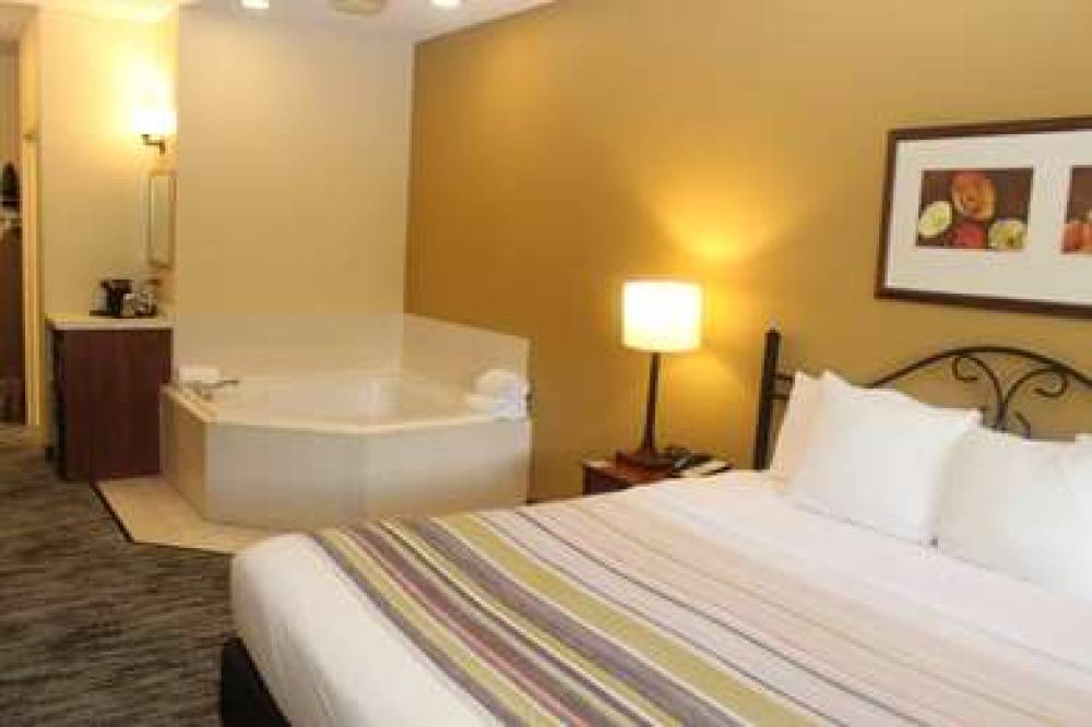 Country Inn & Suites By Radisson, Crystal Lake, IL 6