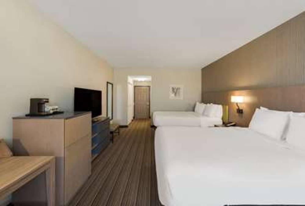 Country Inn & Suites By Radisson, Findlay, OH 3