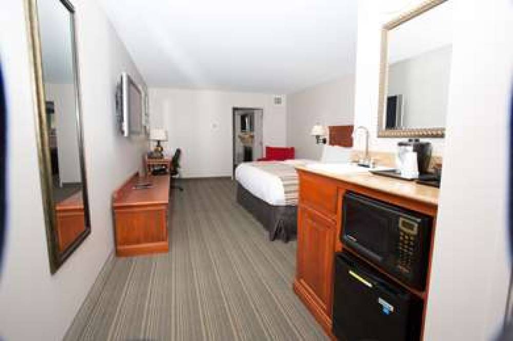 Country Inn & Suites By Radisson, Grand Forks, ND 4