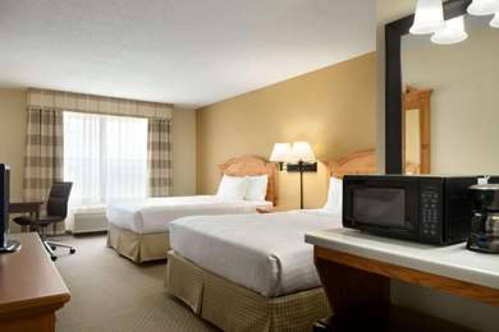 Country Inn & Suites By Radisson, Grinnell, IA 3