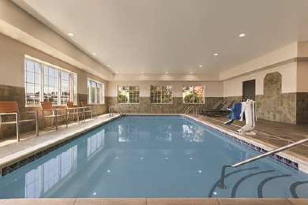 Country Inn & Suites By Radisson, Hagerstown, MD 7