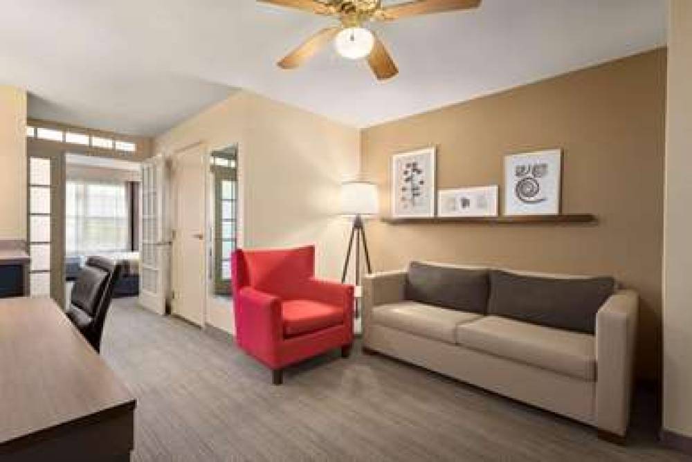 Country Inn & Suites By Radisson, Milwaukee Airport, WI 6