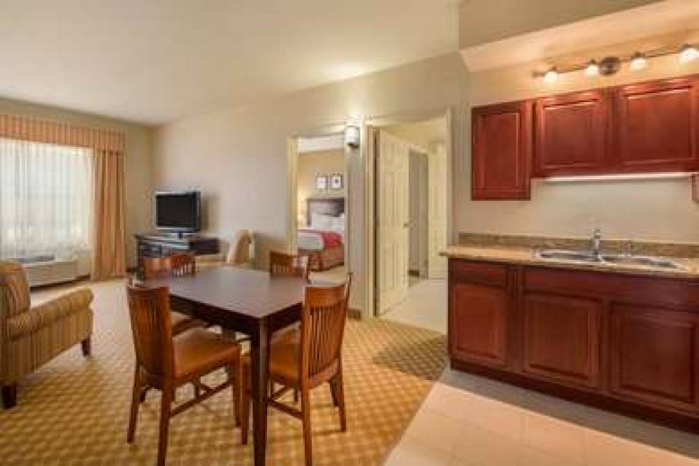 Country Inn & Suites By Radisson, Port Orange-Daytona, FL 8