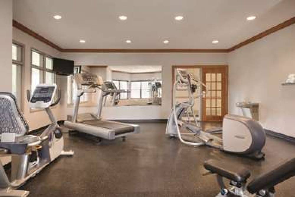 Country Inn & Suites By Radisson, Portage, IN 7