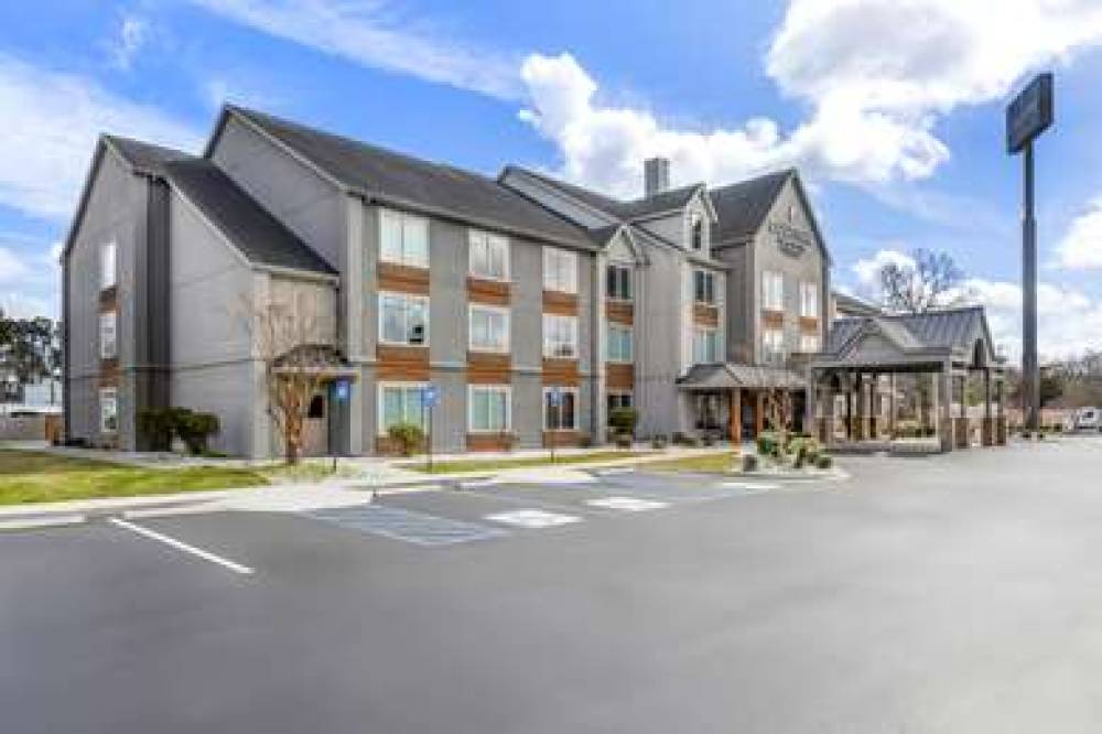 COUNTRY INN & SUITES BY RADISSON SA 2
