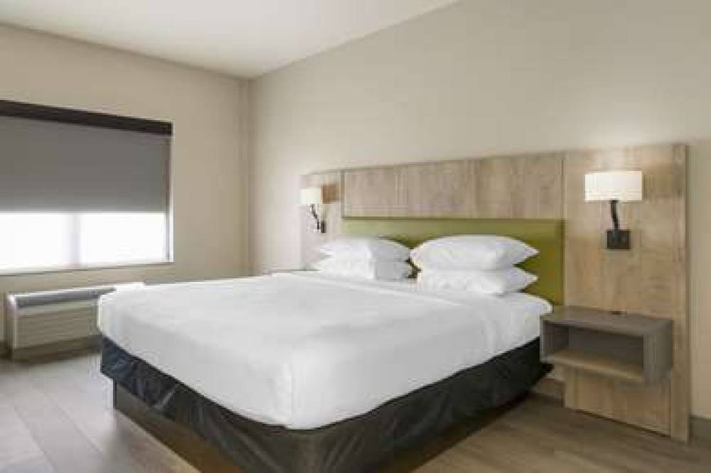 Country Inn & Suites By Radisson, Tampa Airport North, FL 6