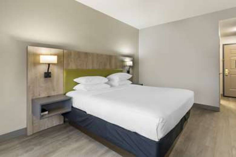 Country Inn & Suites By Radisson, Tampa Airport North, FL 7