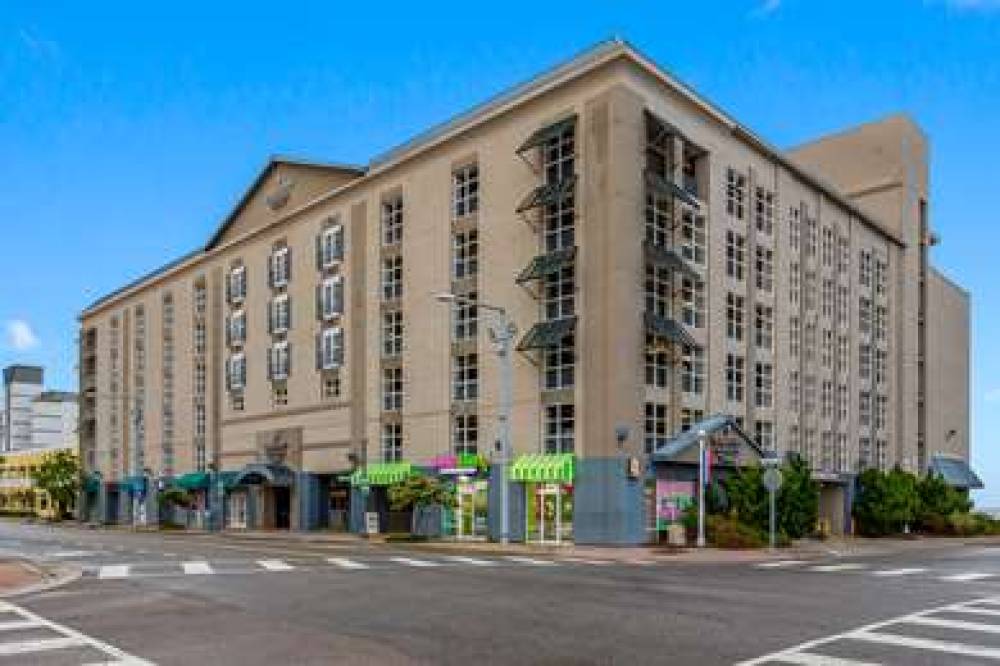 Country Inn & Suites By Radisson, Virginia Beach (Oceanfront), VA 5