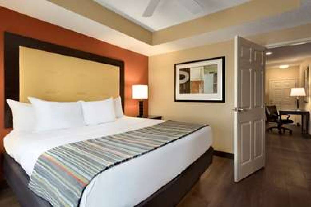 COUNTRY INN SUITES EVANSVILLE 5