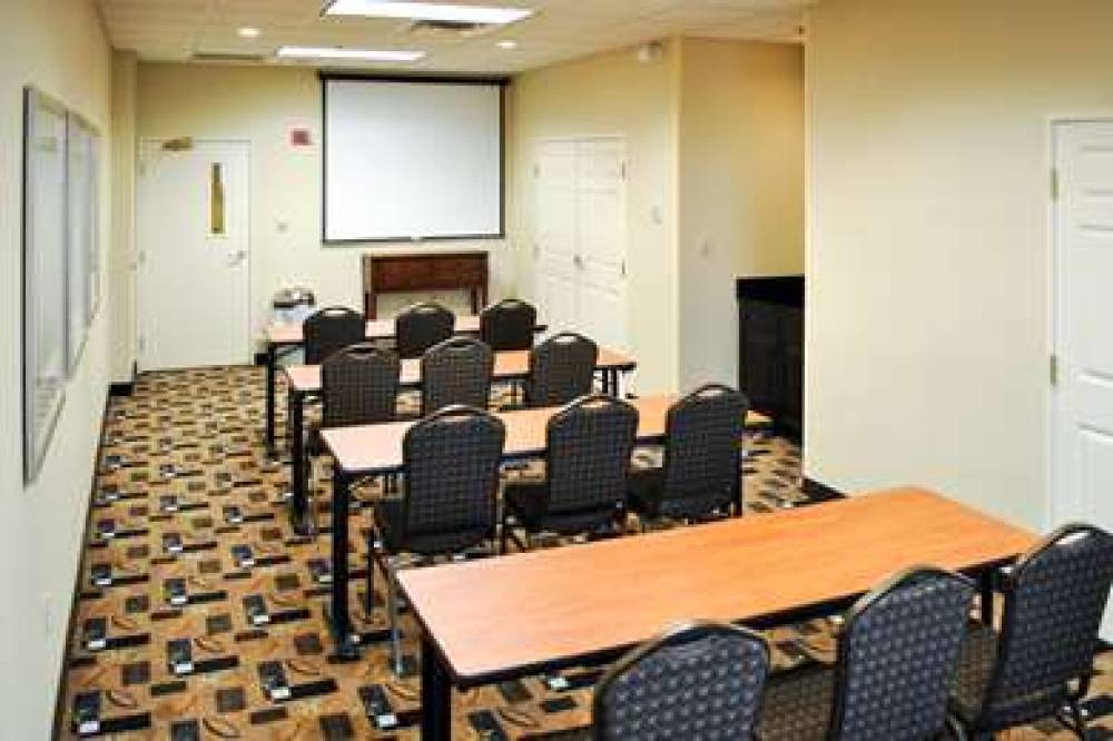 COUNTRY INN SUITES EVANSVILLE 6