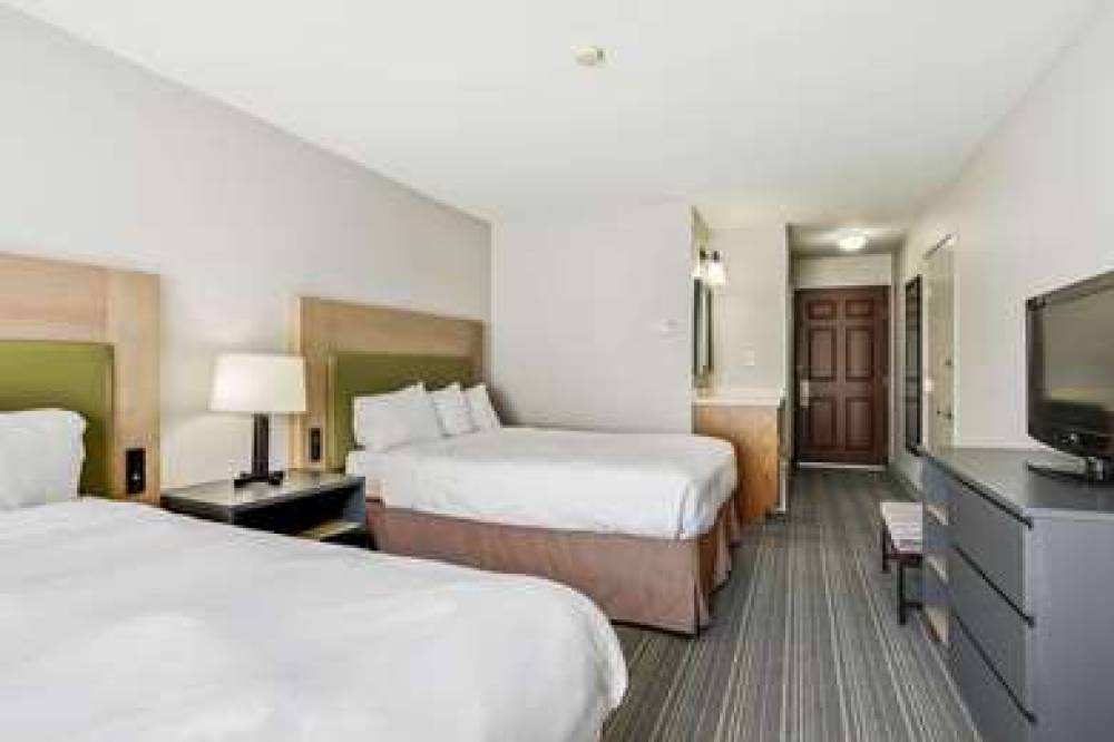 COUNTRY INN SUITES GREEN BAY 6