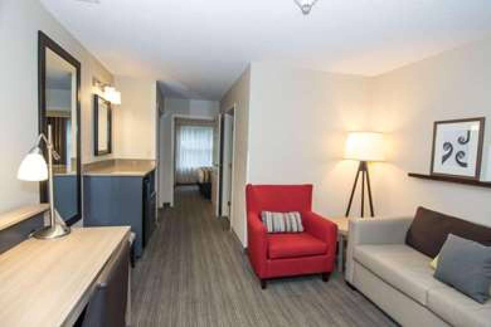 COUNTRY INN SUITES LEHIGHTON 7